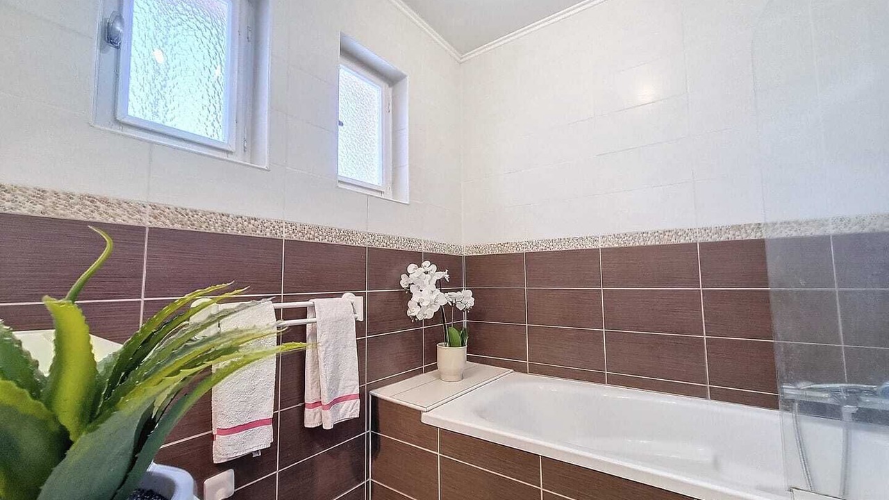 Photo of Bathroom in Elne