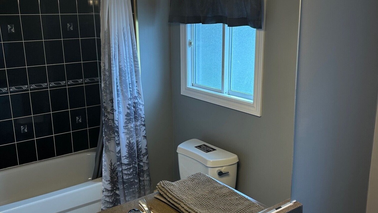 Photo of Bathroom in Addison