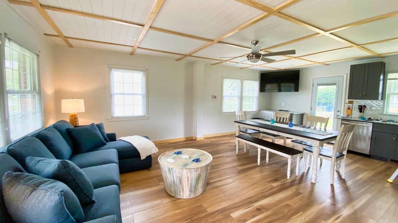 Photo of Livingroom in Cape Charles