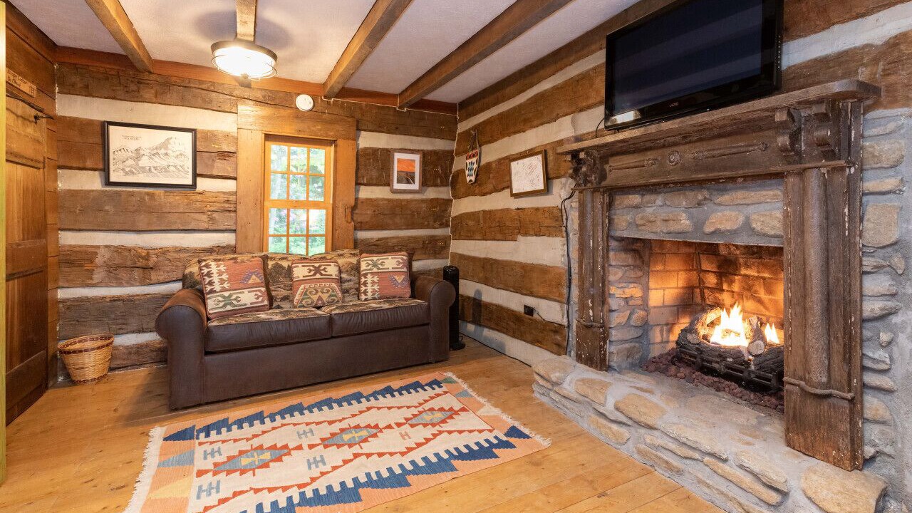 Photo of Livingroom in Lake Junaluska