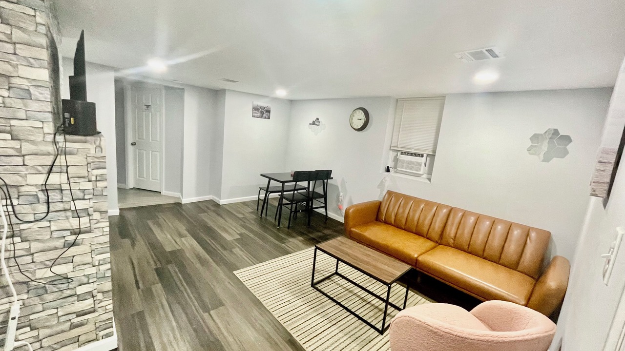 Photo of Livingroom in Ampere