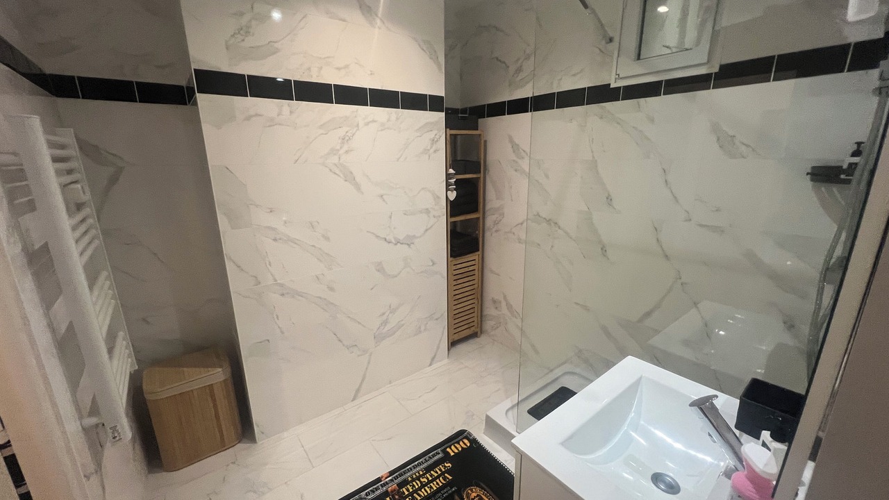 Photo of Bathroom in Bleneau