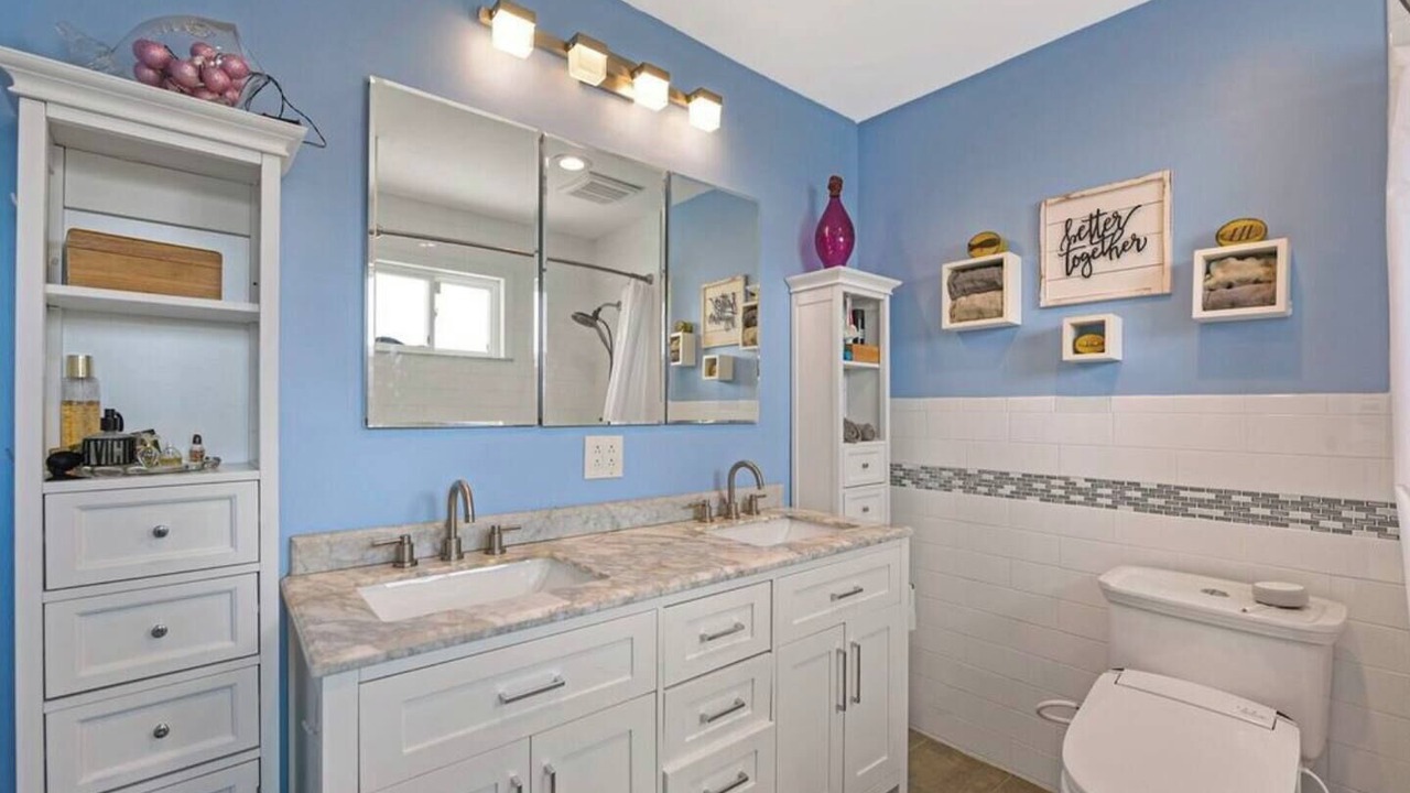 Photo of Bathroom in Massapequa