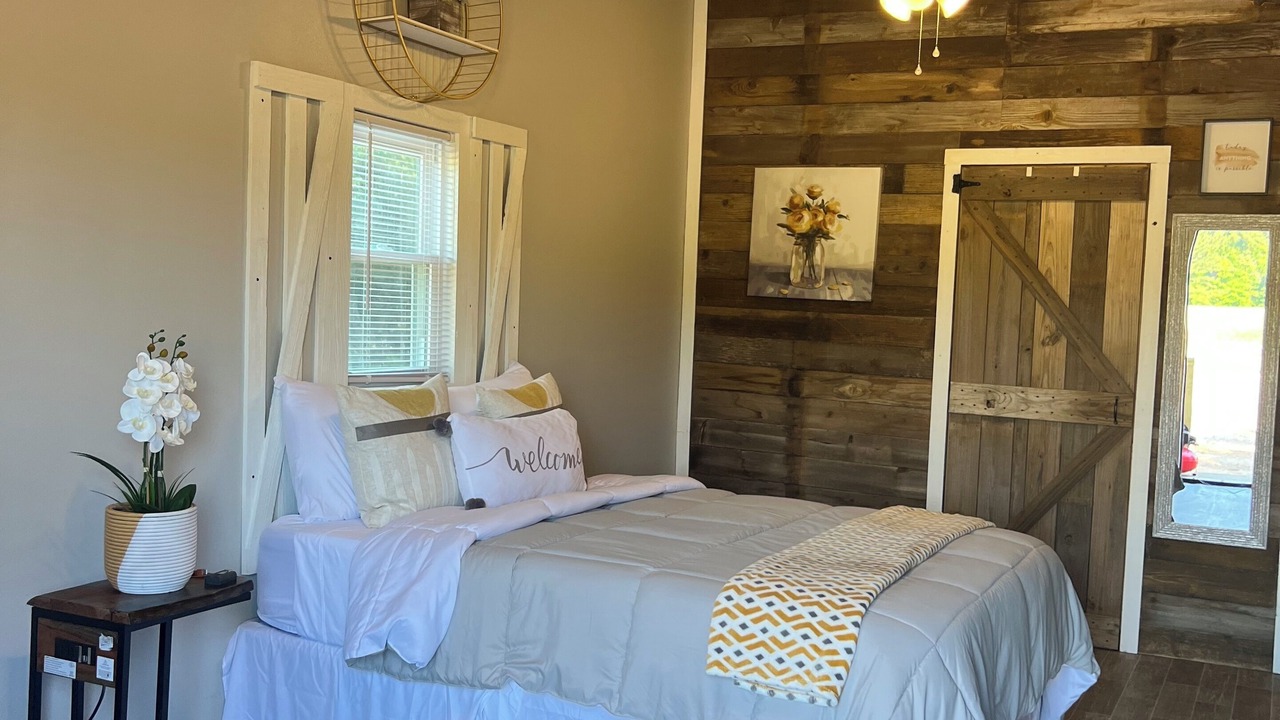 Photo of Bedroom in Woodville