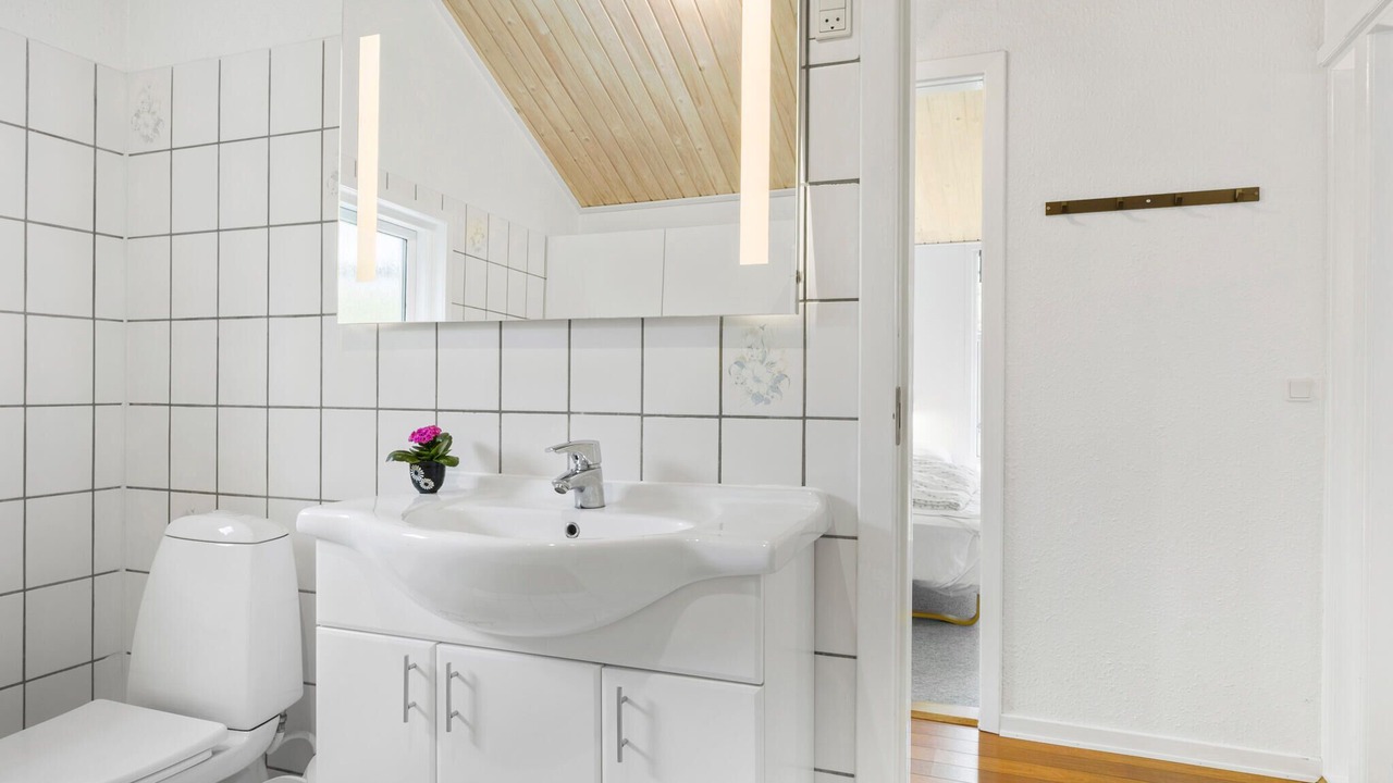 Photo of Bathroom in Skaven Strand