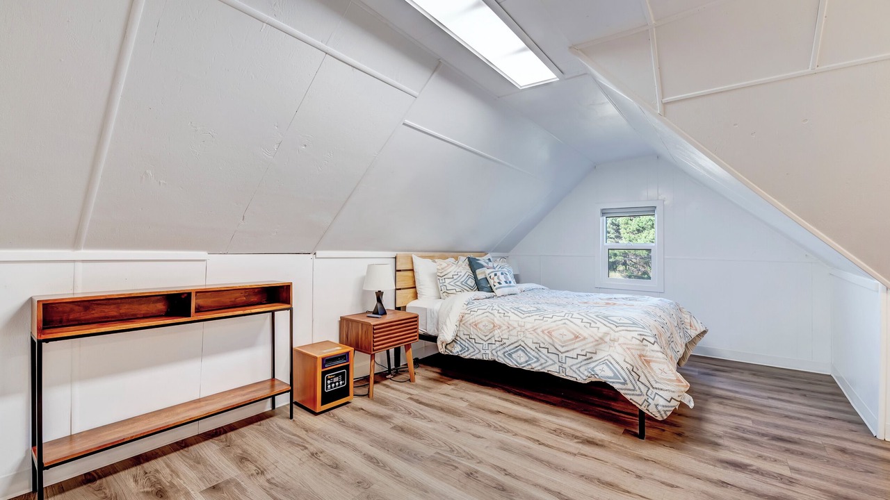 Photo of Bedroom in Yachats