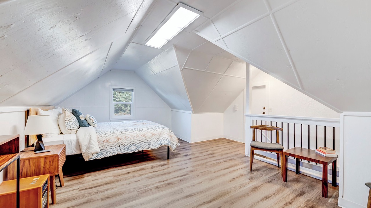 Photo of Bedroom in Yachats