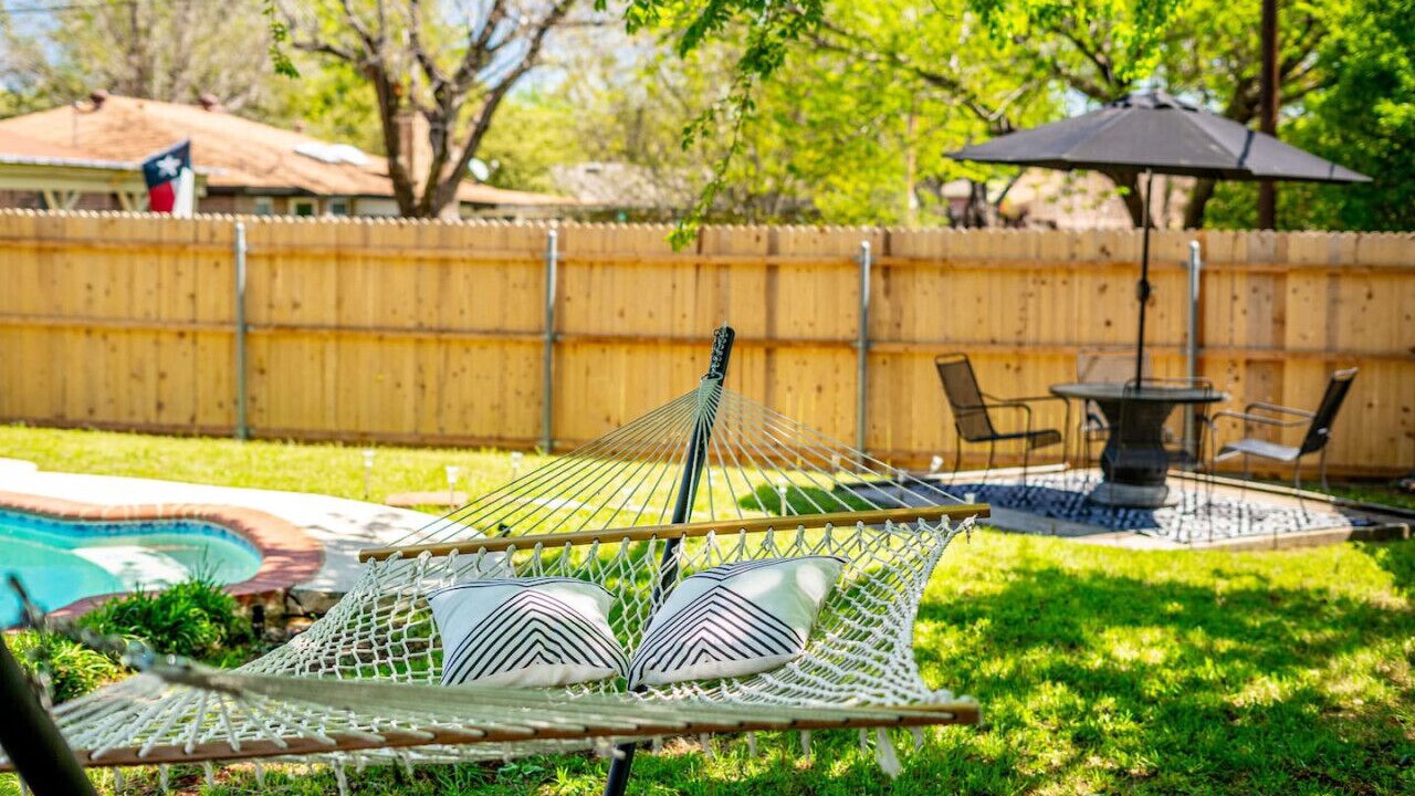 Photo of Patio Balcony in North Richland Hills