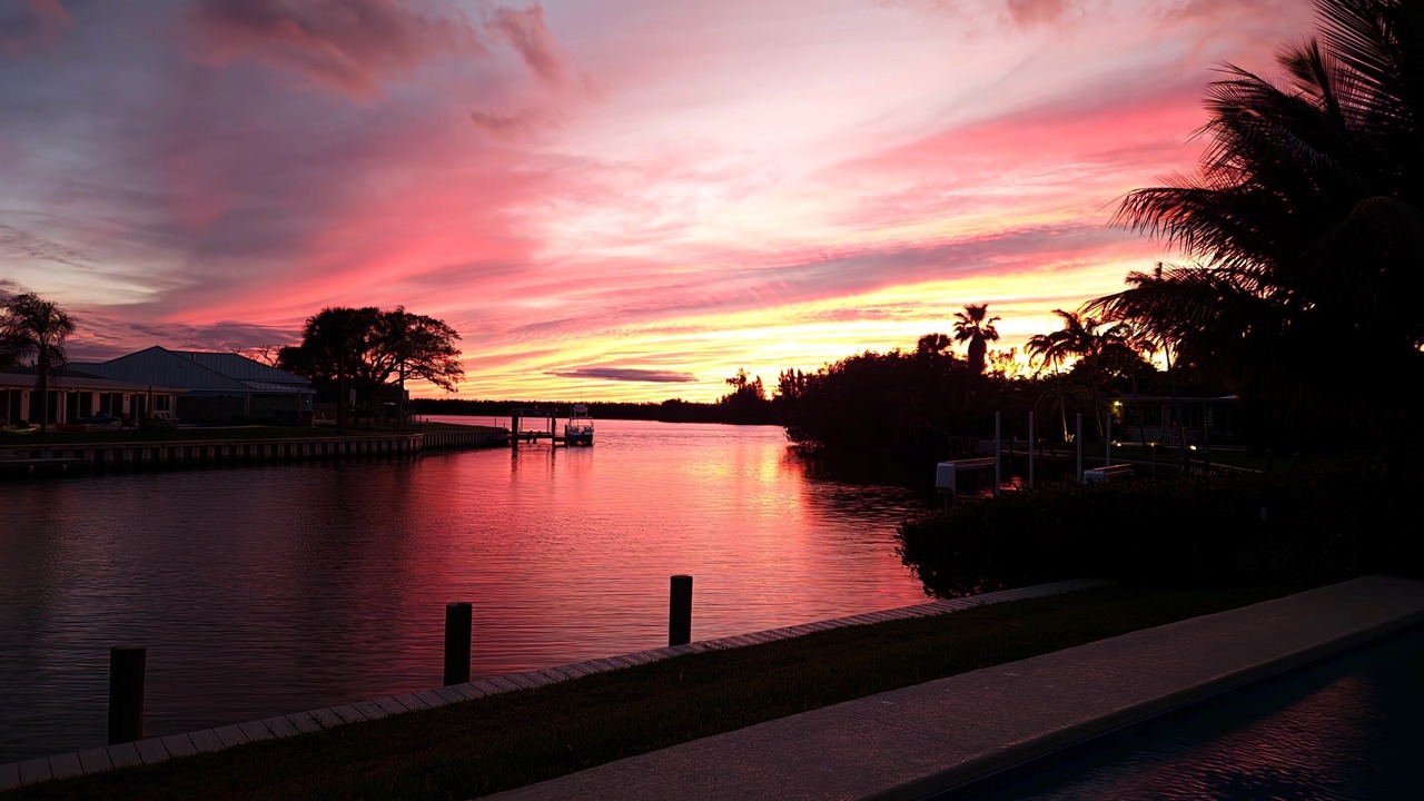 Photo of Others in Cocoa Isles
