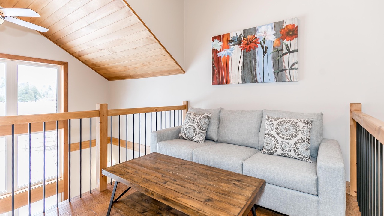 Photo of Livingroom in Muskoka Lakes