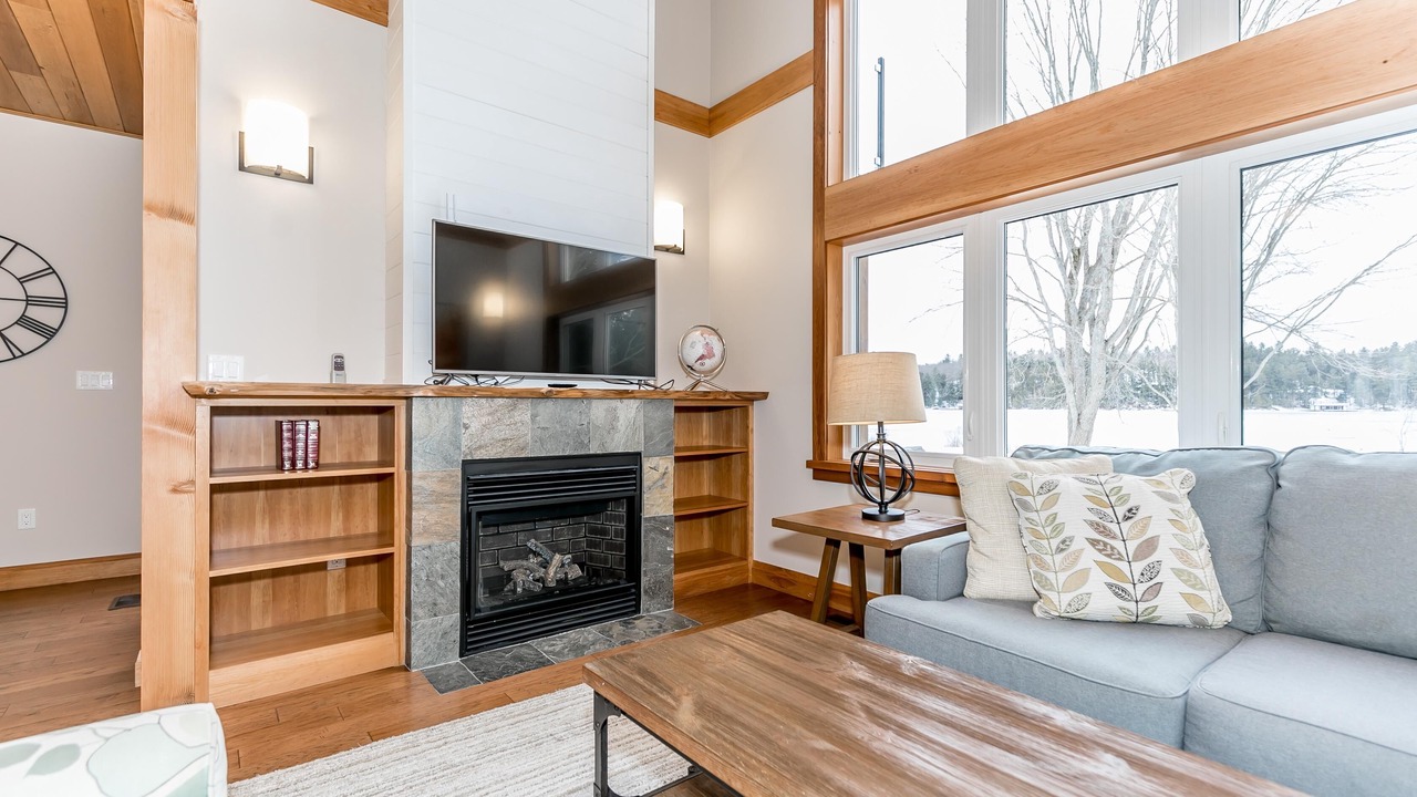 Photo of Livingroom in Muskoka Lakes
