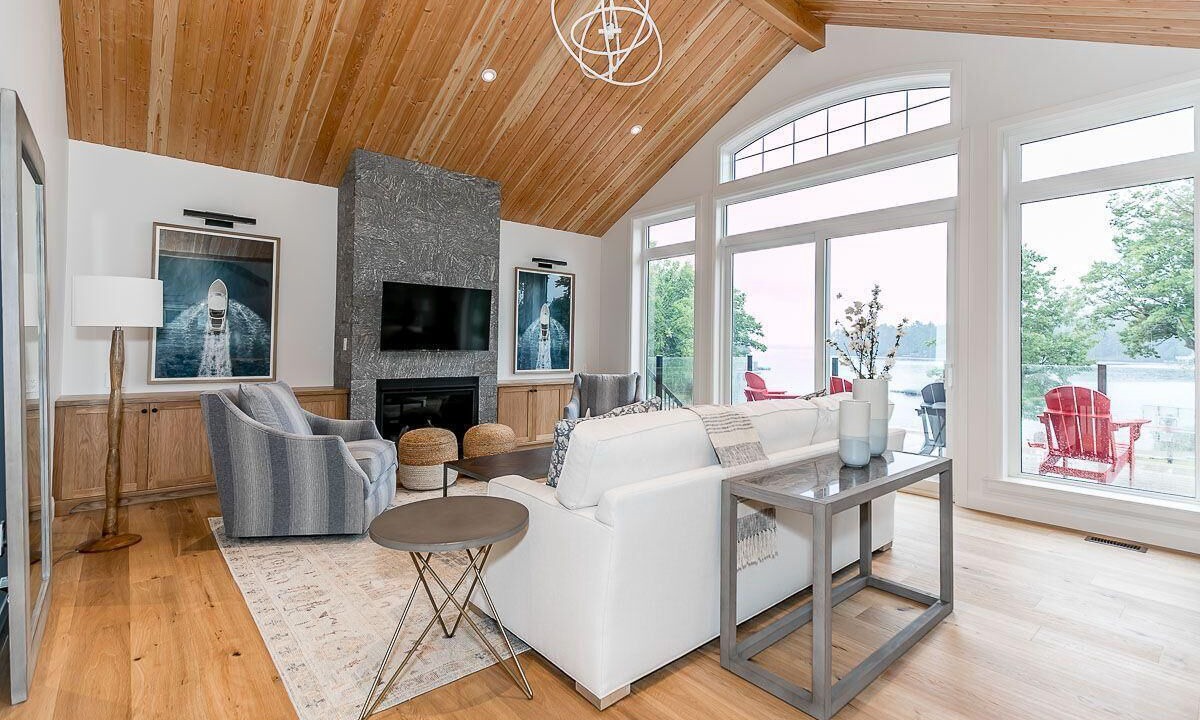 Photo of Livingroom in Muskoka Lakes