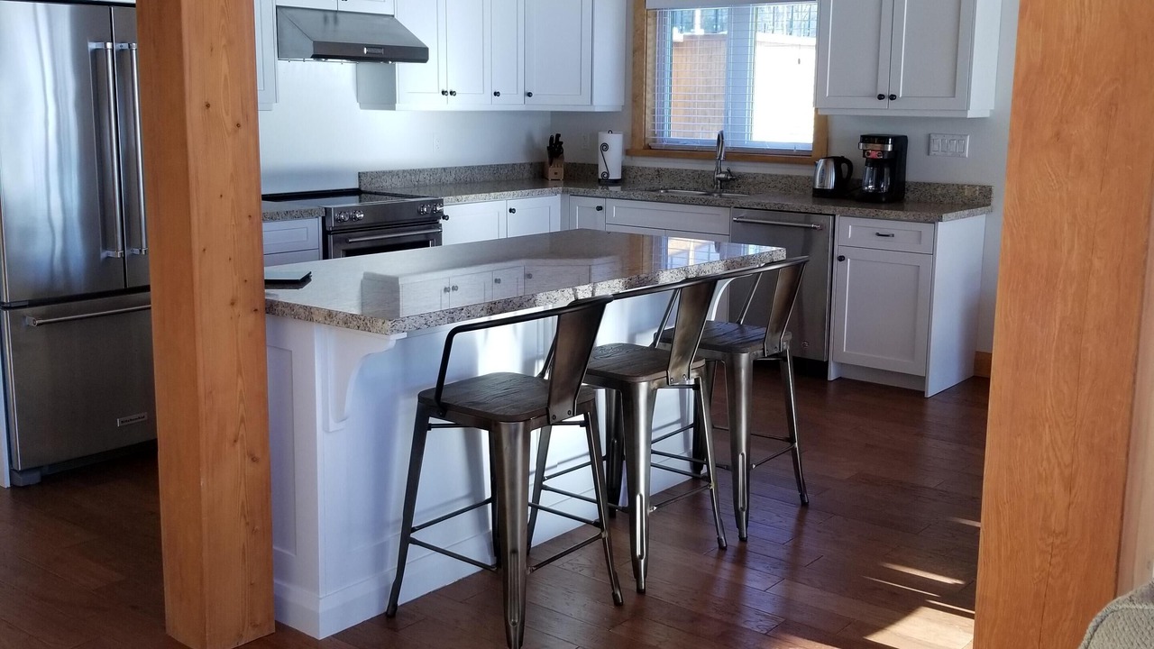 Photo of Kitchen in Muskoka Lakes
