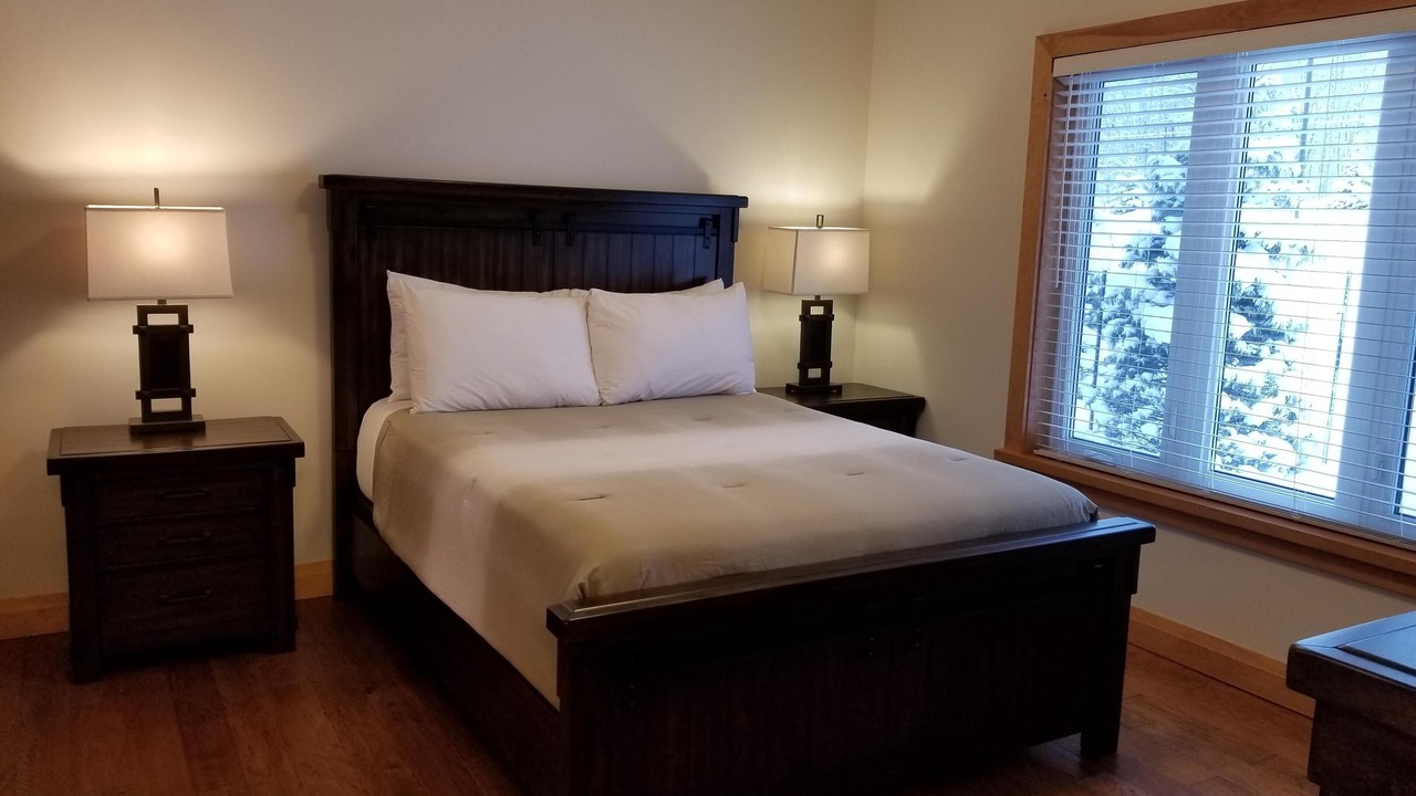 Photo of Bedroom in Muskoka Lakes