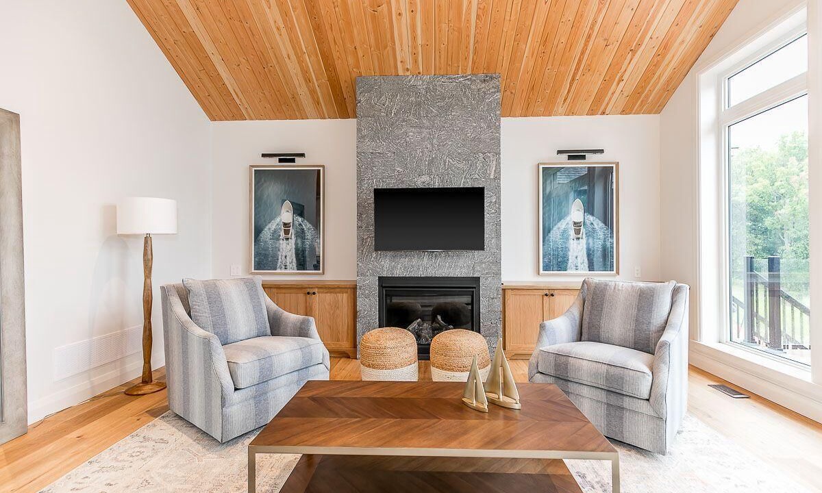 Photo of Livingroom in Muskoka Lakes