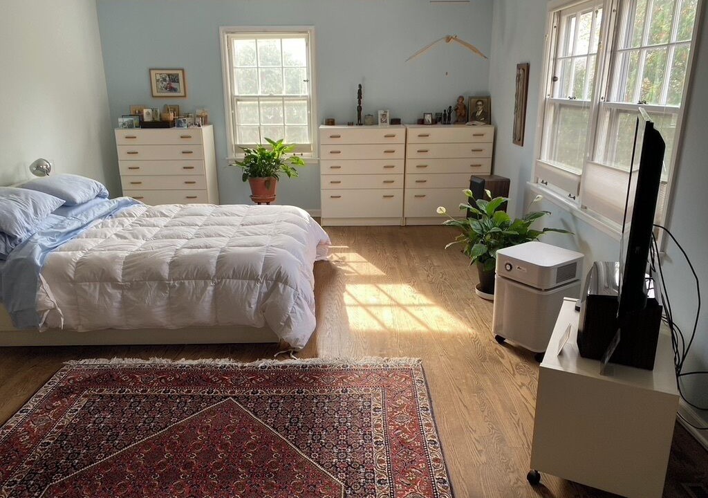 Photo of Bedroom in Evanston