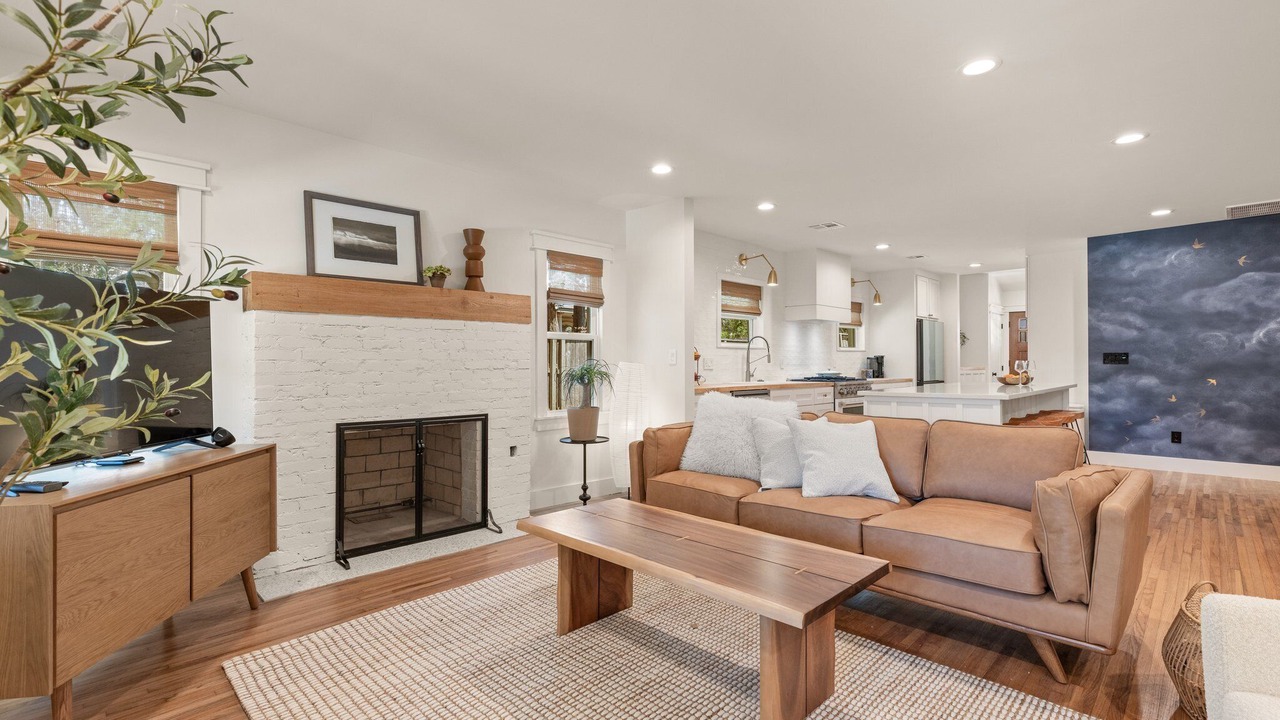 Photo of Livingroom in Tulsa