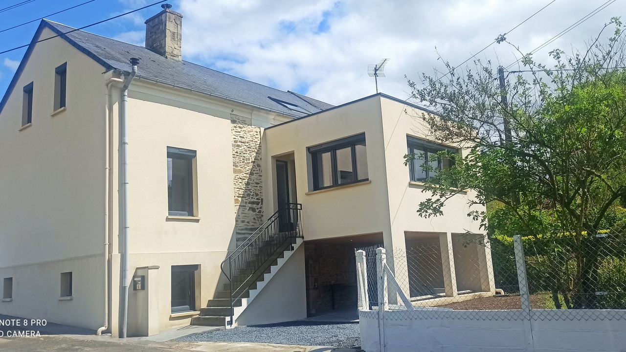 Photo of Outdoor in Esson