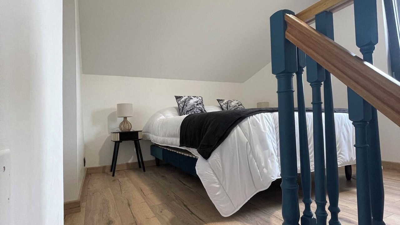 Photo of Bedroom in Esson