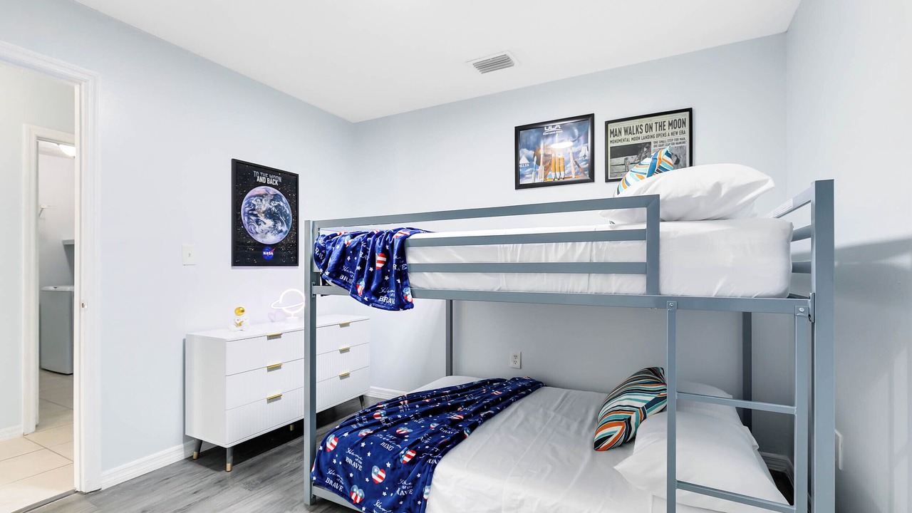 Photo of Bedroom in Titusville