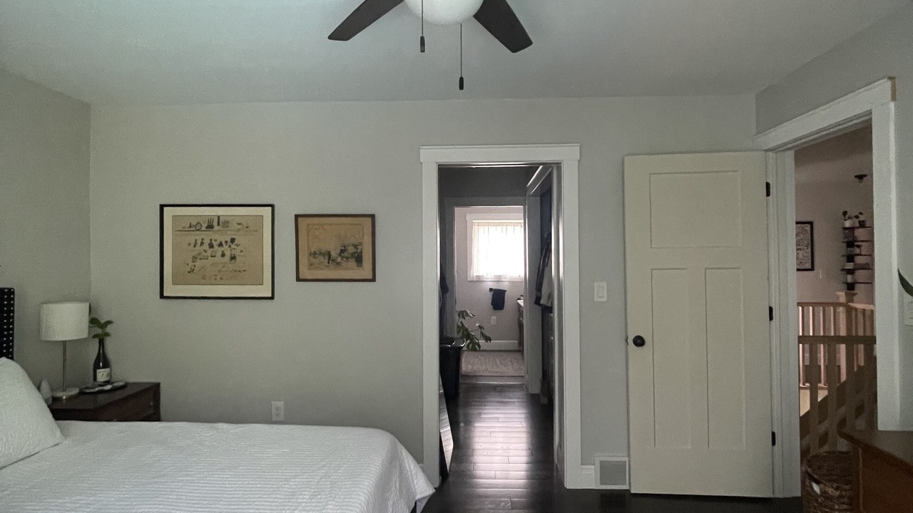 Photo of Bedroom in Round Lake