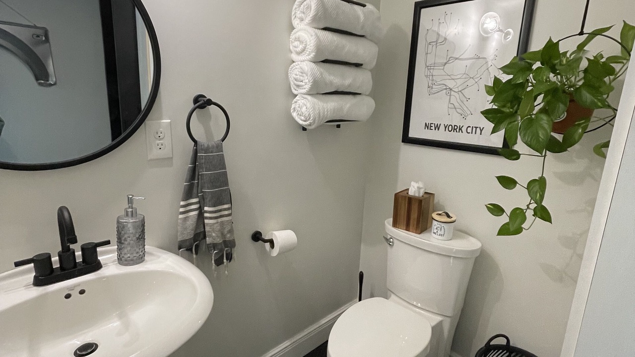 Photo of Bathroom in Round Lake