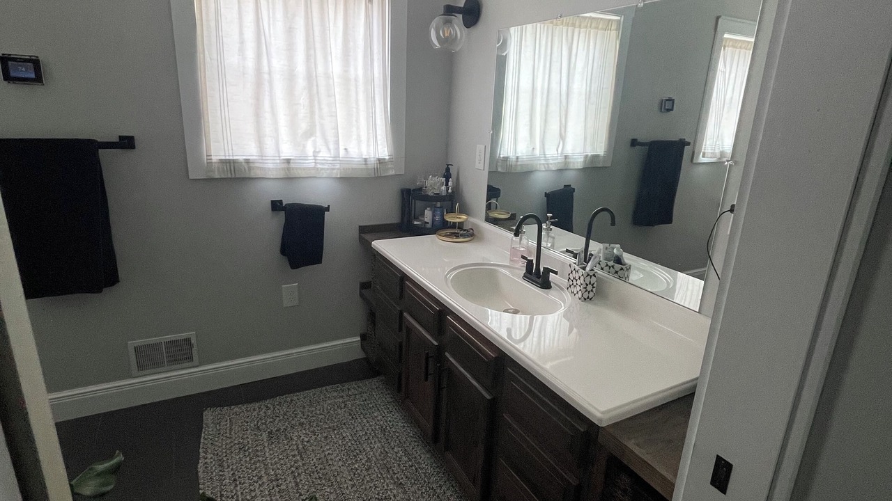 Photo of Bathroom in Round Lake