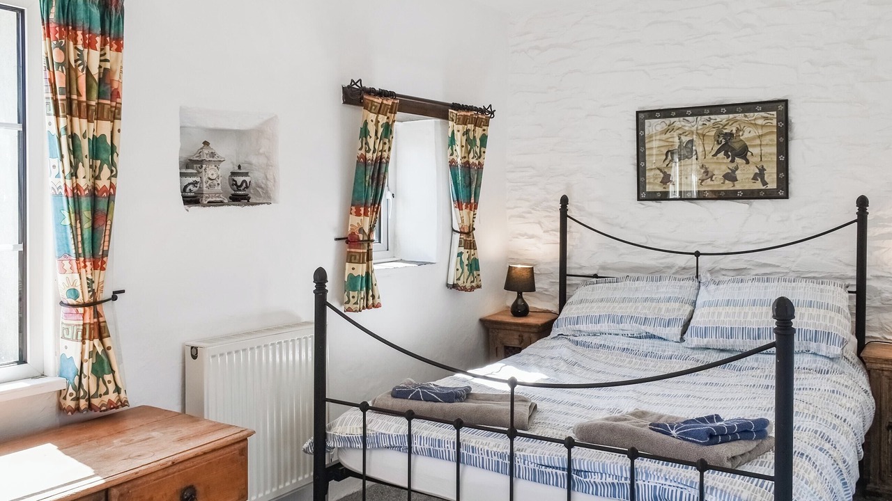 Photo of Others in Fivelanes