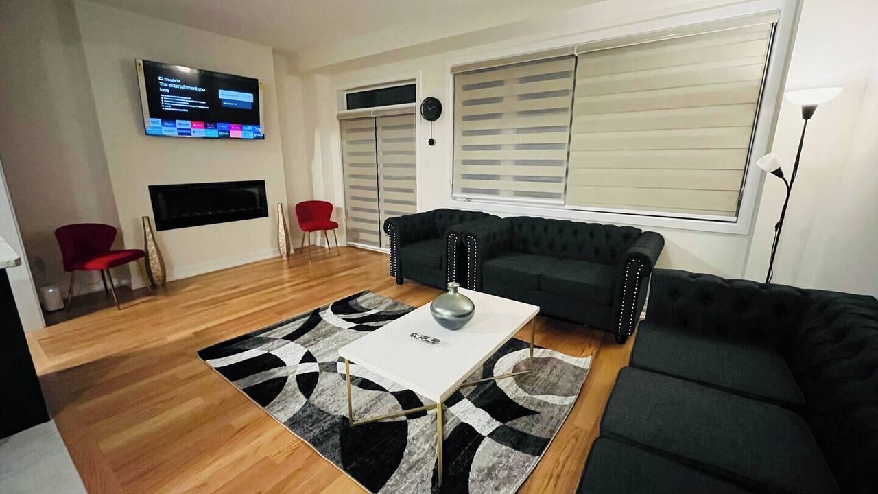 Photo of Livingroom in Brantford