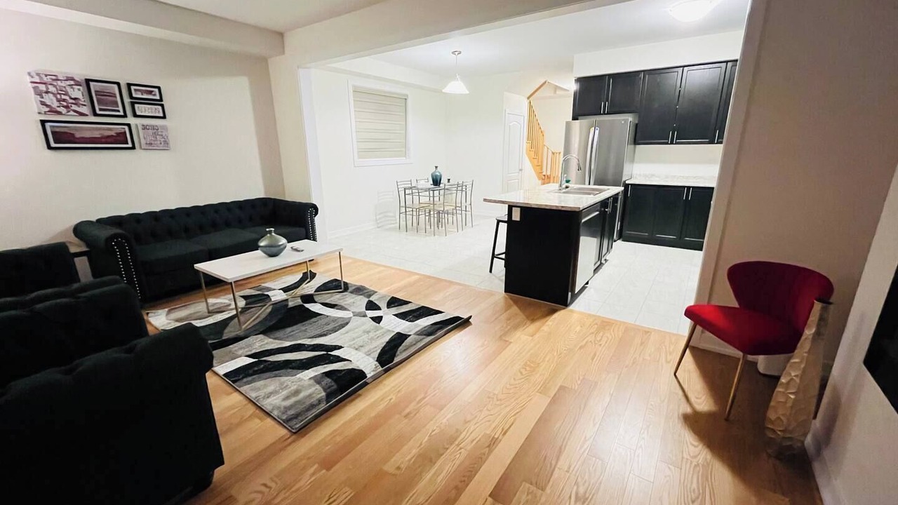 Photo of Livingroom in Brantford