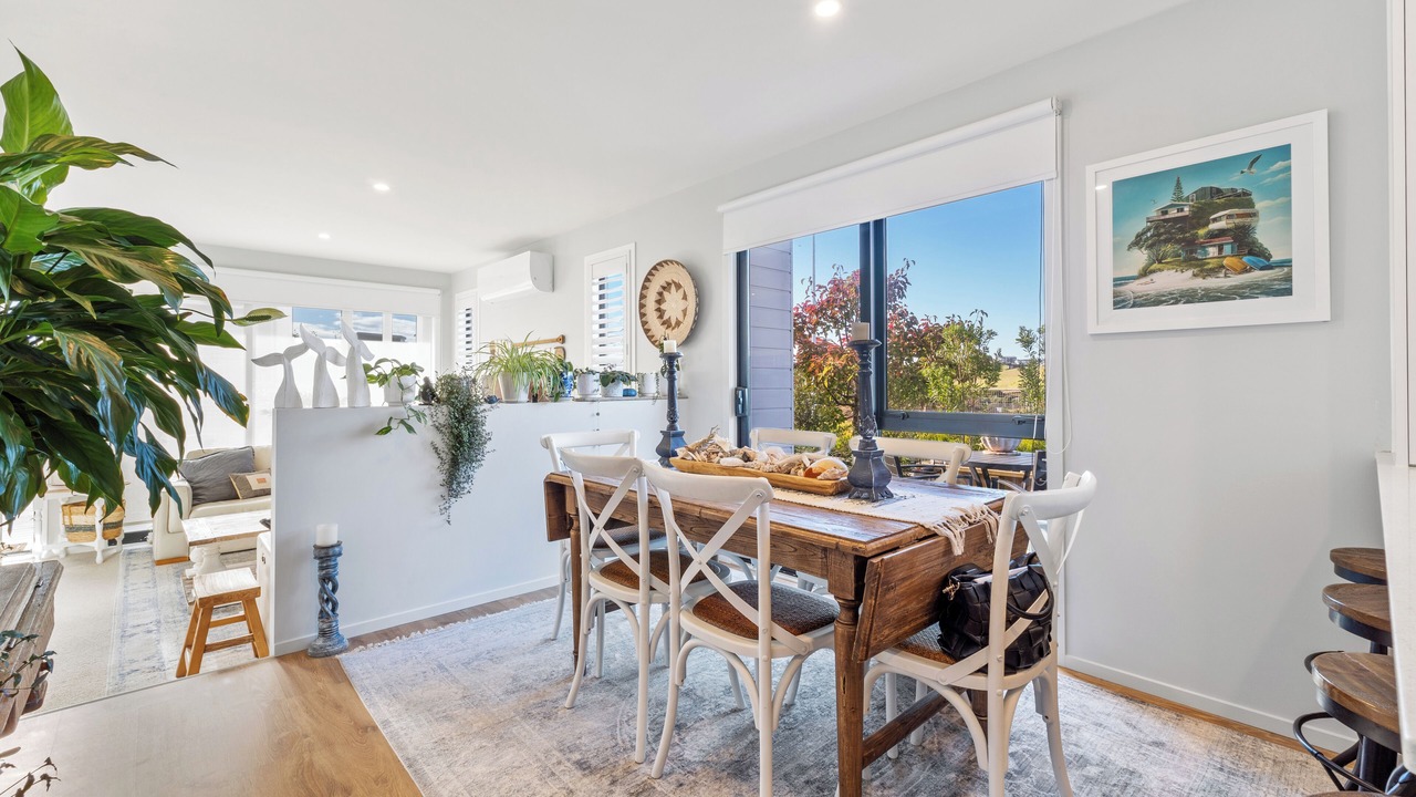 Photo of Others in Long Bay