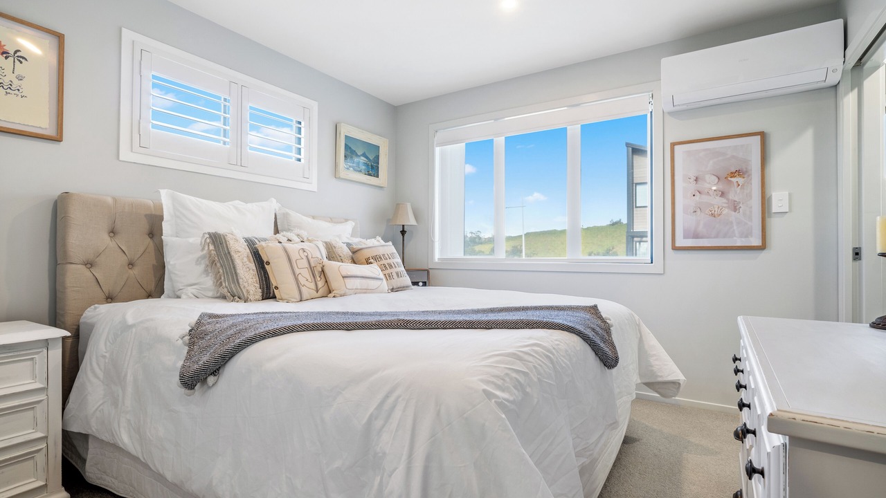 Photo of Bedroom in Long Bay