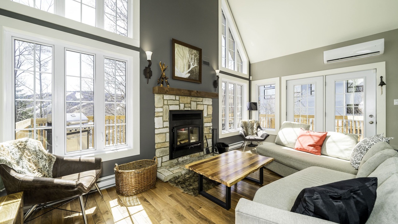 Photo of Livingroom in Stoneham