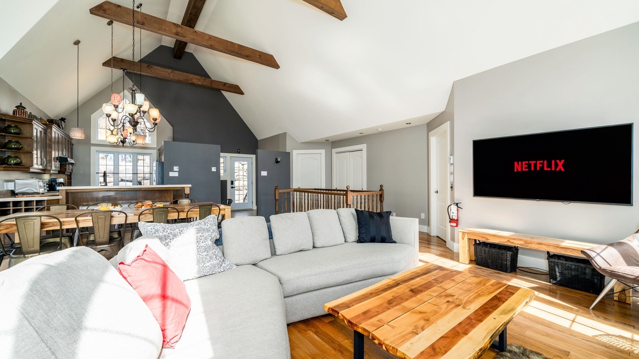 Photo of Livingroom in Stoneham