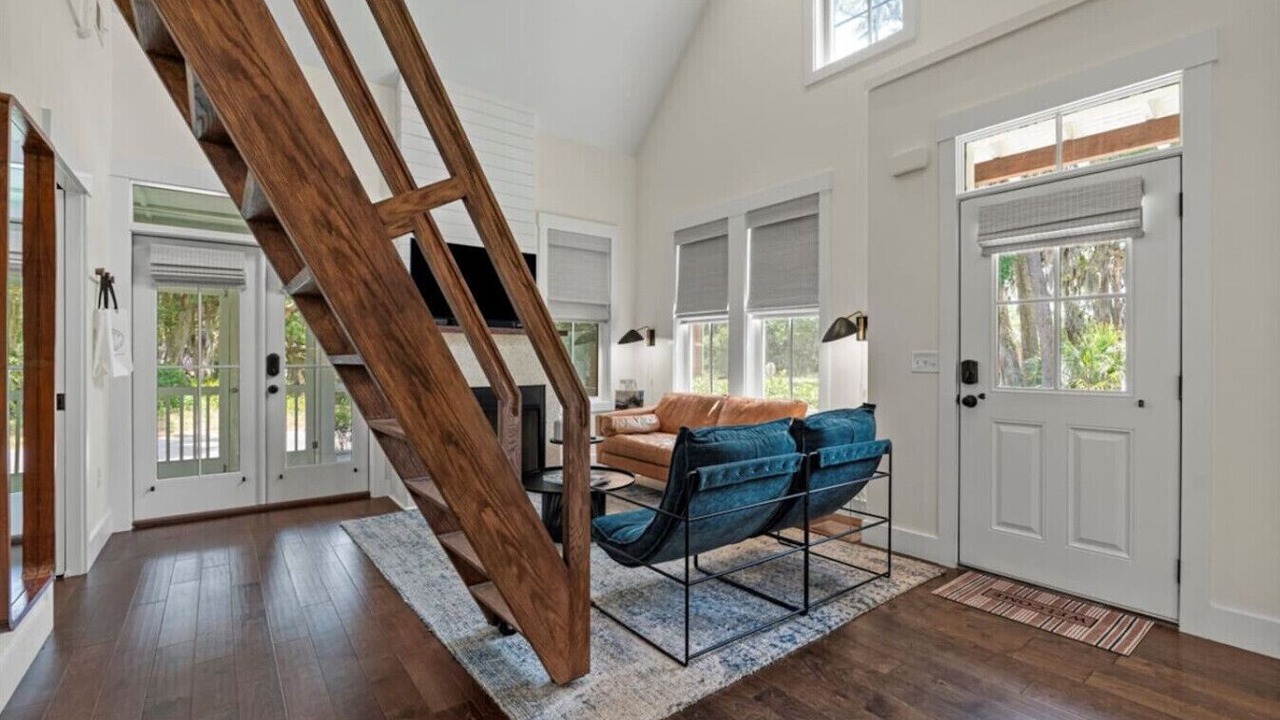 Photo of Livingroom in Uptown