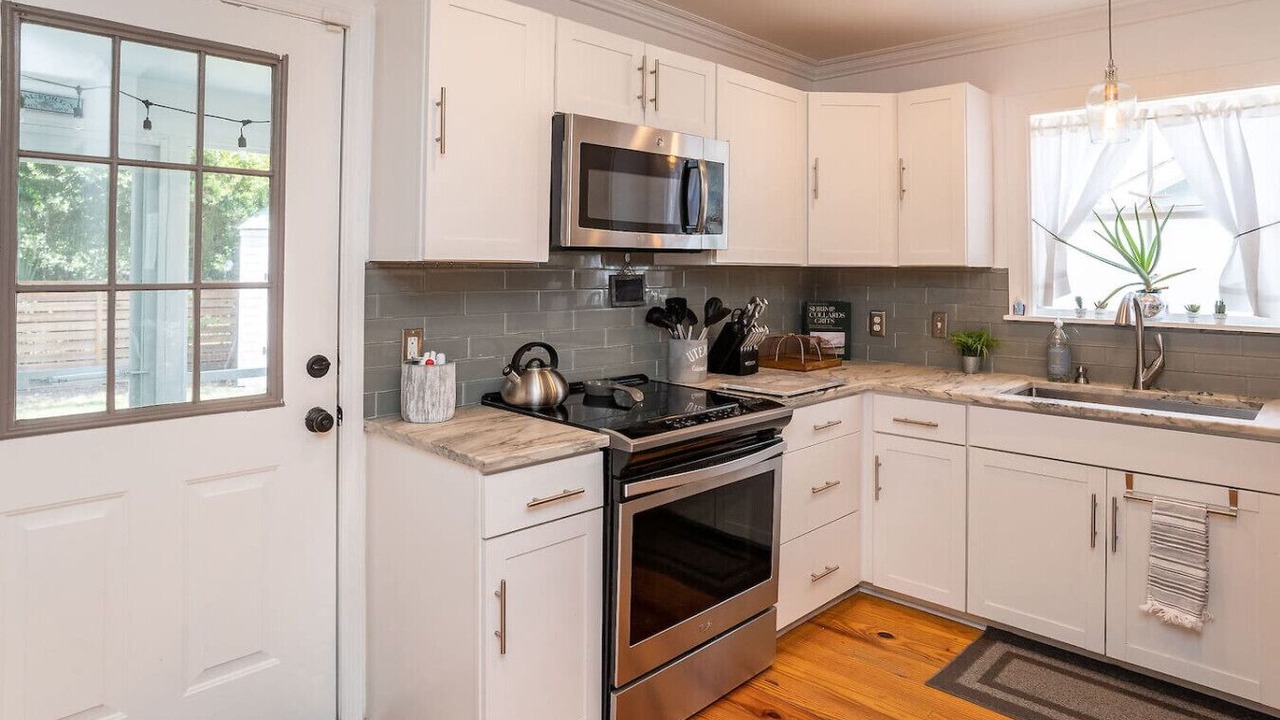 Photo of Kitchen in Northwest Quadrant