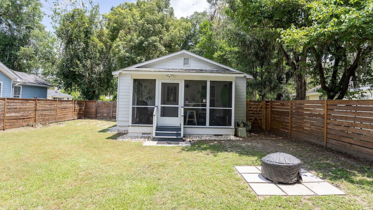 Photo of Outdoor in Northwest Quadrant