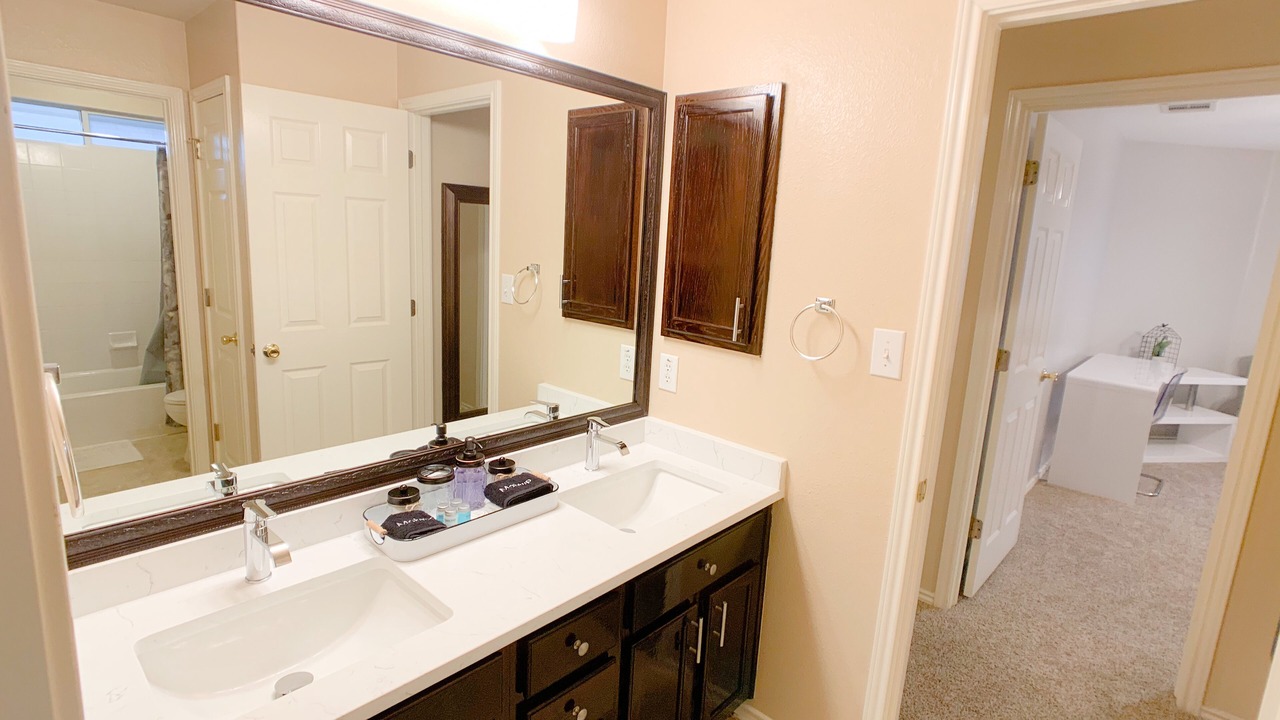 Photo of Bathroom in Helotes