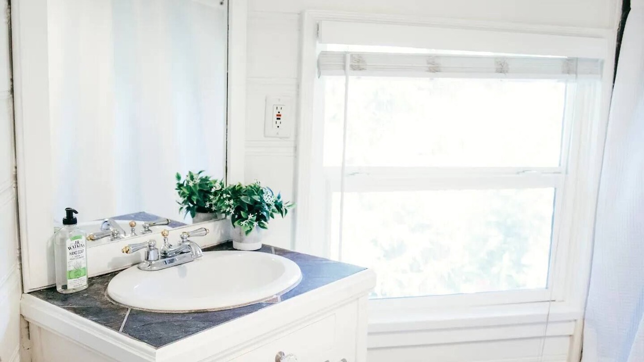 Photo of Bathroom in Arrowhead Villas