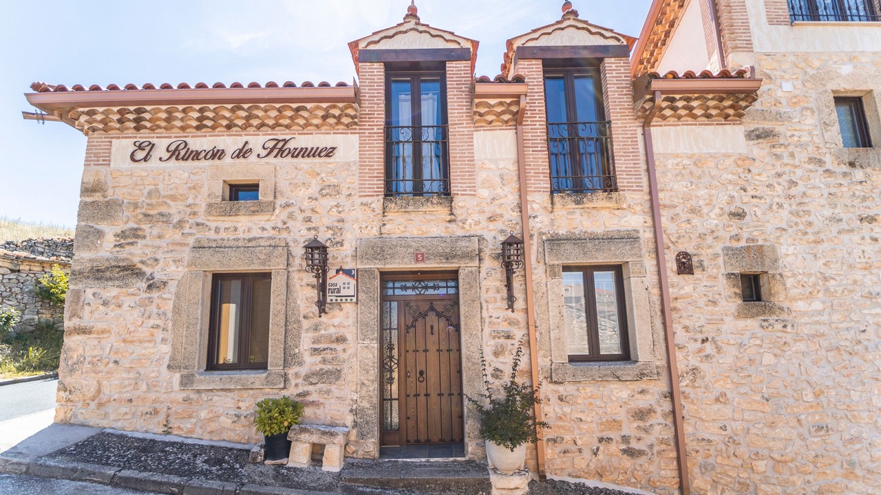 Photo of Outdoor in Moral de Hornuez