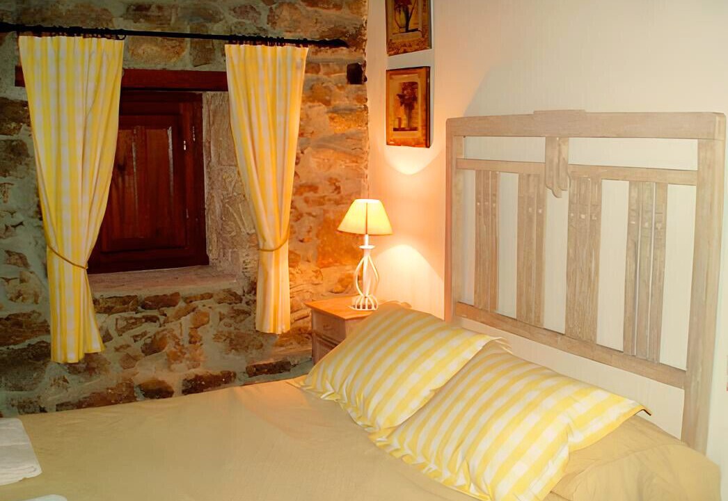 Photo of Bedroom in Navamuel