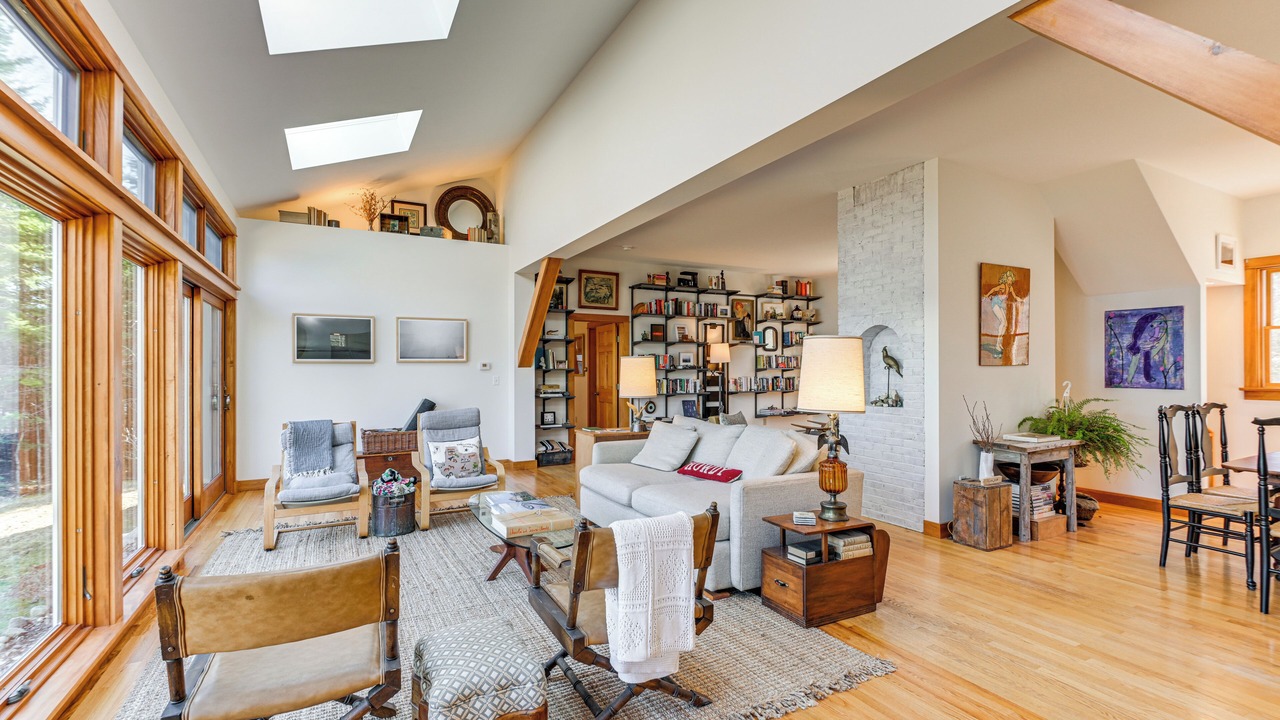 Photo of Bedroom in South Addison