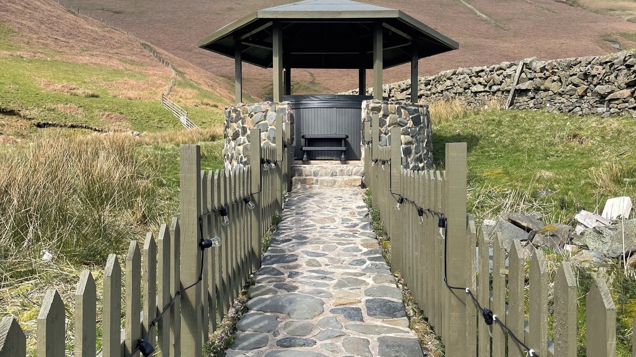 Photo of Outdoor in Thornhill