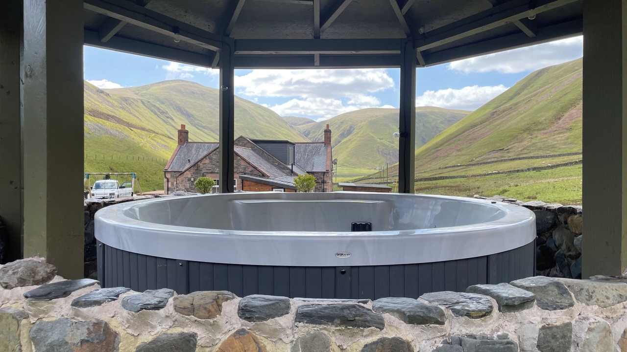 Photo of Outdoor in Thornhill