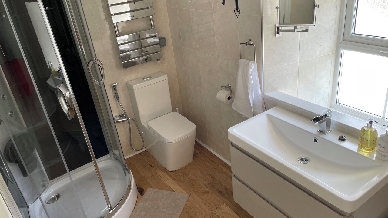 Photo of Bathroom in Thornhill