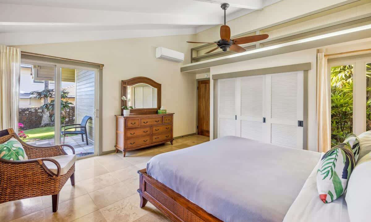 Photo of Bedroom in Poipu