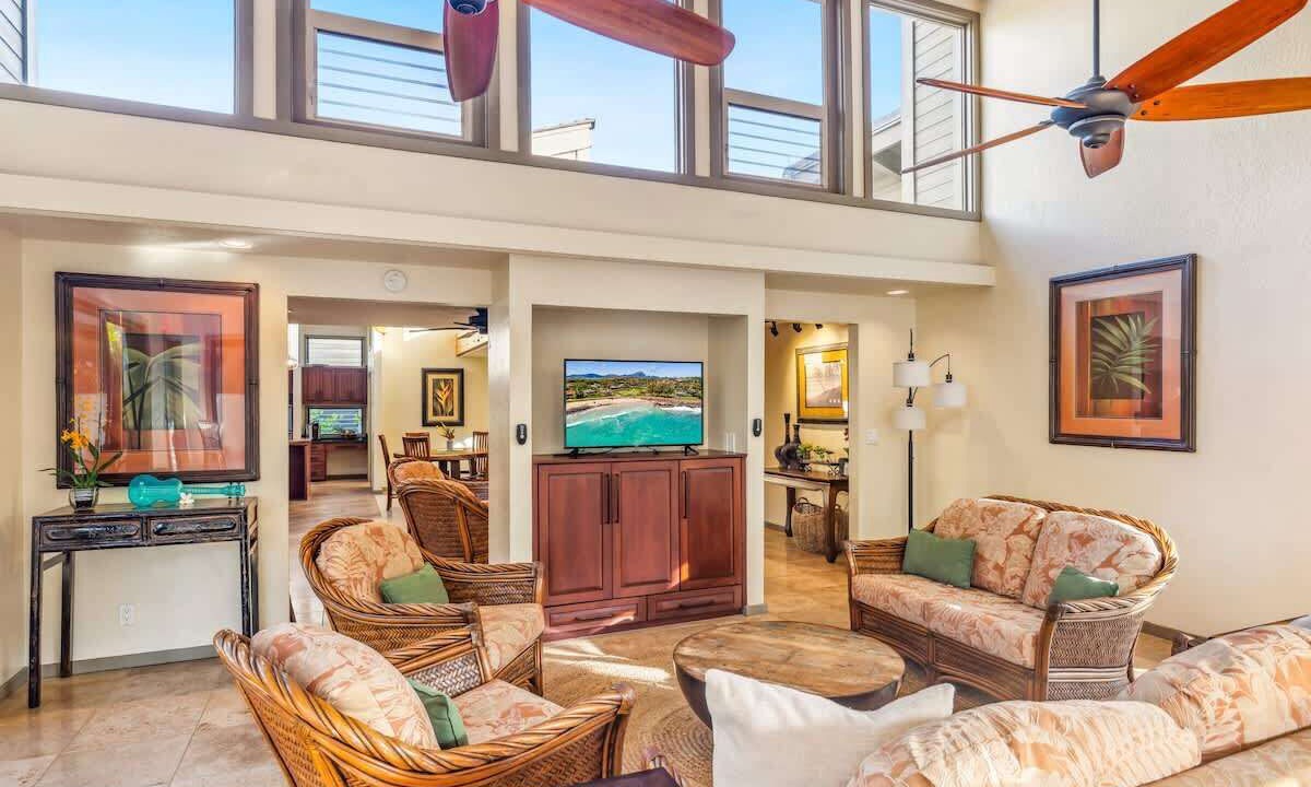 Photo of Livingroom in Poipu