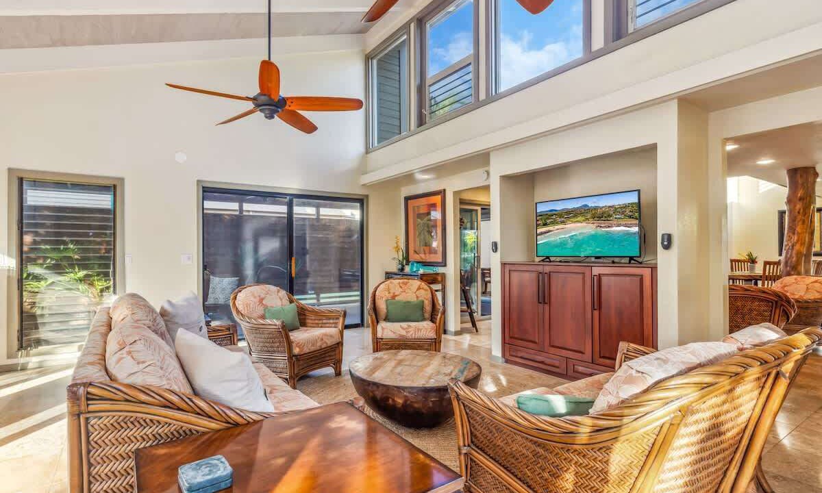 Photo of Livingroom in Poipu