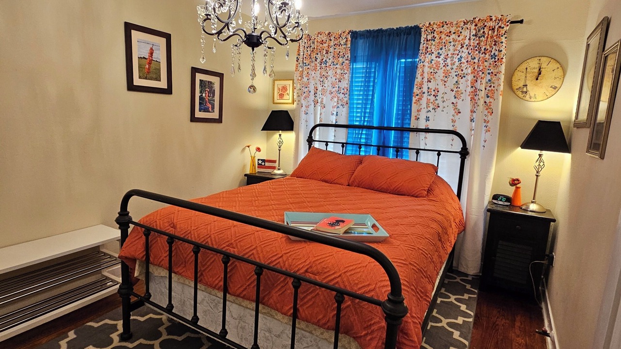 Photo of Bedroom in Woodland Heights