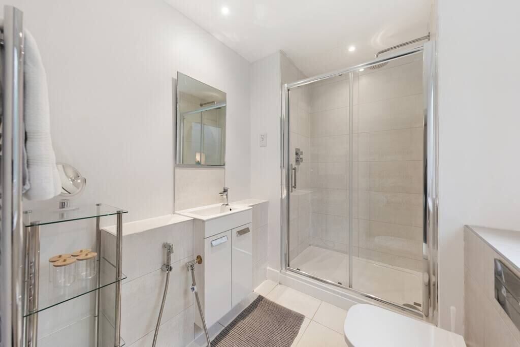 Photo of Bathroom in Ashford